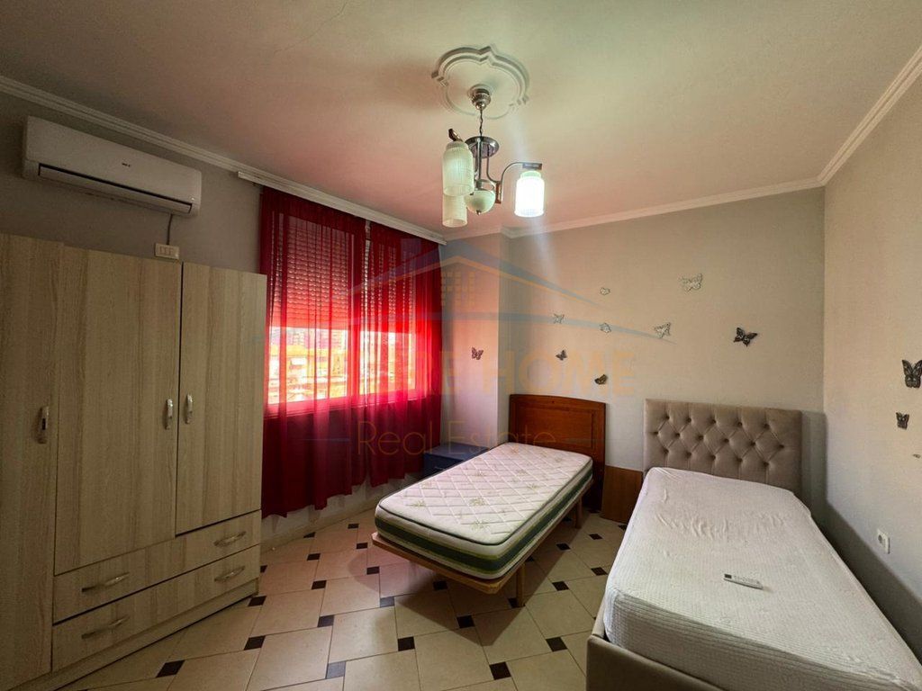Qira, Apartament 1+1, Rruga Barrikadave, Tiranë.