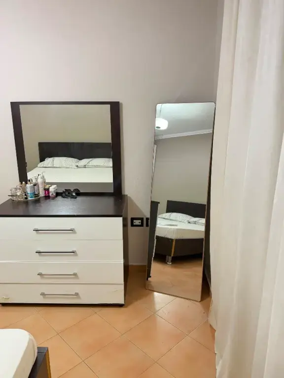 Qera | Apartament 2 + 1 | 21 Dhjetori | 600 €/muaj