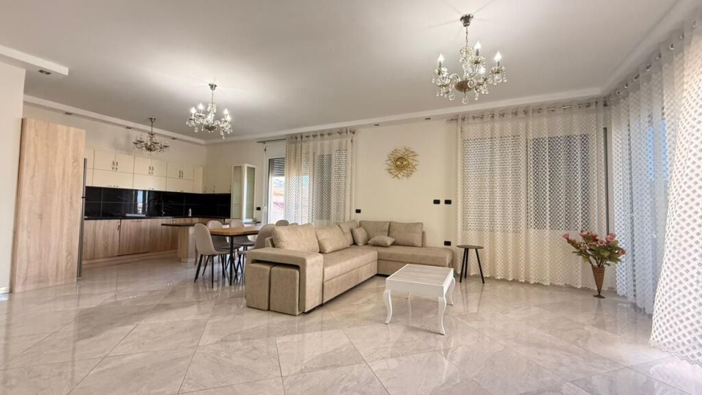 Apartament 3+1 me qira tek Liqeni i Thate, prane Spitalit te Kafsheve