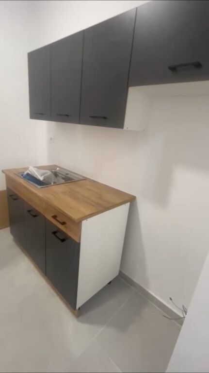 GARSIONERE  34000 LEKE.FAKULTETI EKONOMIK.