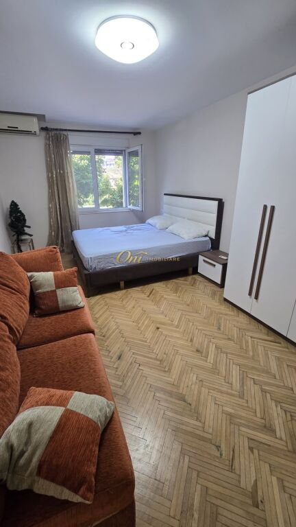 RRUGA E DURRESIT, APARTAMENT PER QERA 2+1