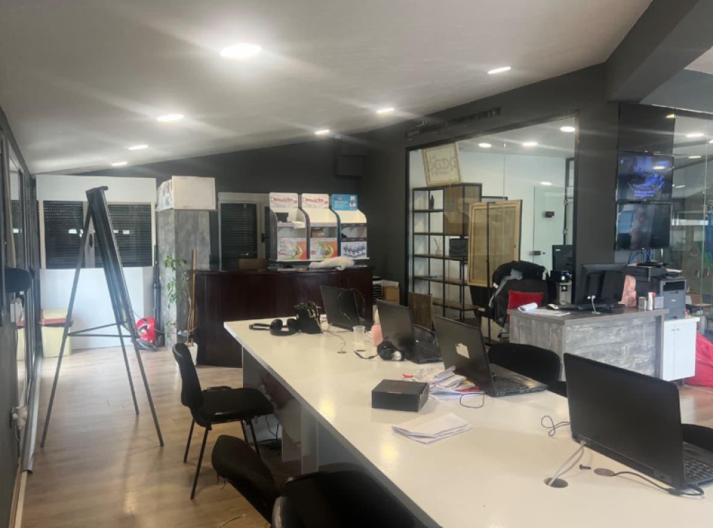 UFFICIO PREMIUM IN AFFITTO 250 m² | VIA ELBASANI