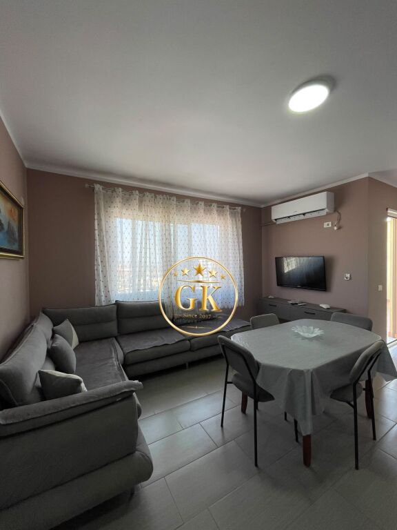🏡 APARTAMENT ME QERA  2+1  PLAZH PRAN VIVAS HOTEL