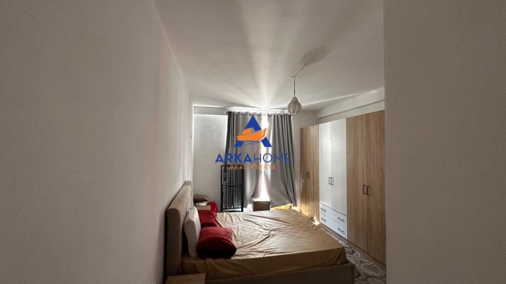 JEPET ME QERA APARTAMENT 2+1+BALLKON "TE KOMPLEKSI JOLLA,ASTIR" 60.000 LEKE
