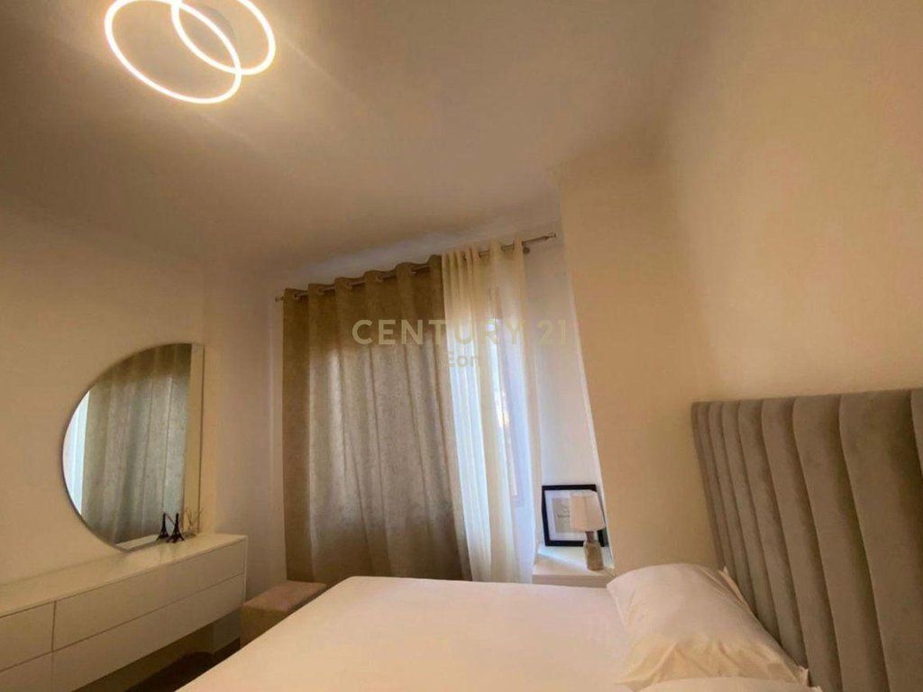 Apartament 2+1 Me Qira në Durrës - 550€