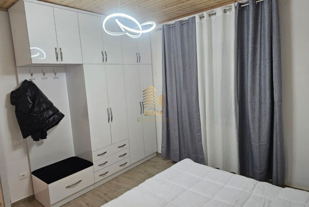 Rent, Private Entrance, 1+1+Parking, Laprake, 45,000 Leke/Month