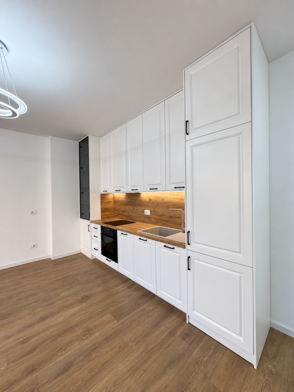 JEPET ME QERA APARTAMENT 1+1 +BALLKON | MYSLYM SHYRI, PRANË GJYKATËS SË RRETHIT