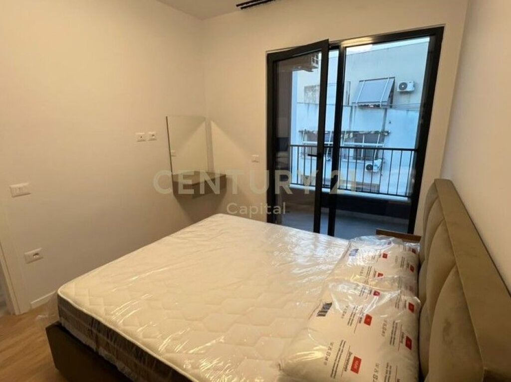 🏡 **AFFITTASI APPARTAMENTO LUSSUOSO 1+1 – VICINO A SPAK**