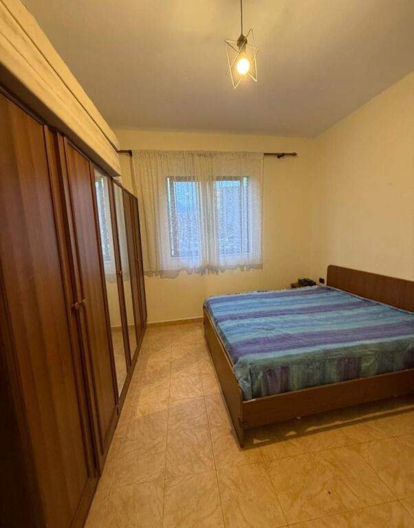 Appartamento 1+1+1 con Balcone in Affitto