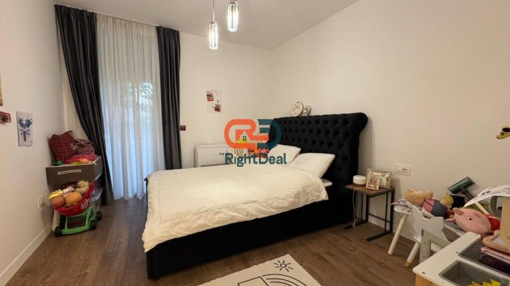 Tek Secret Garden 2, Shitet Super Apartament 2+1+2 Me Oborr!!