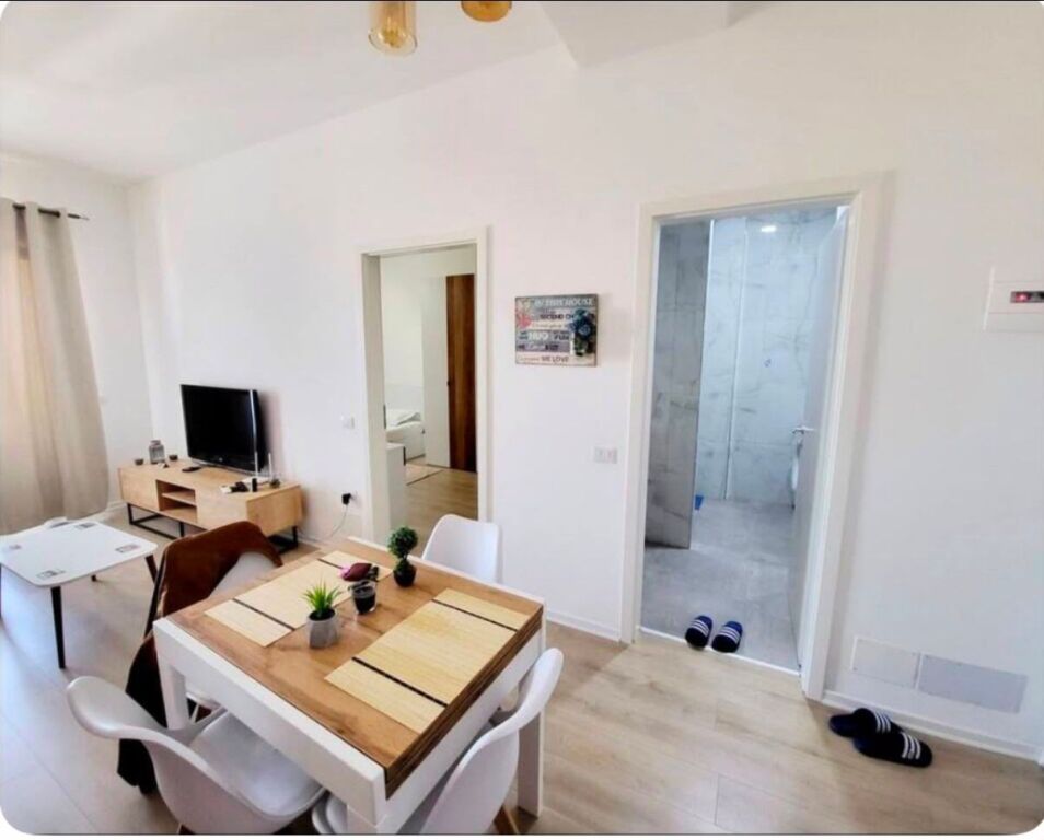 Rent | Apartament 1 + 1 | 21 Dhjetori | 600 €/month