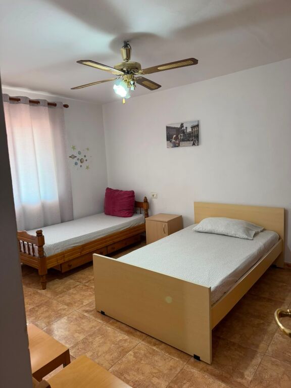 Rent | Apartament 1 + 1 | Rruga Siri Kodra | 500 €/month