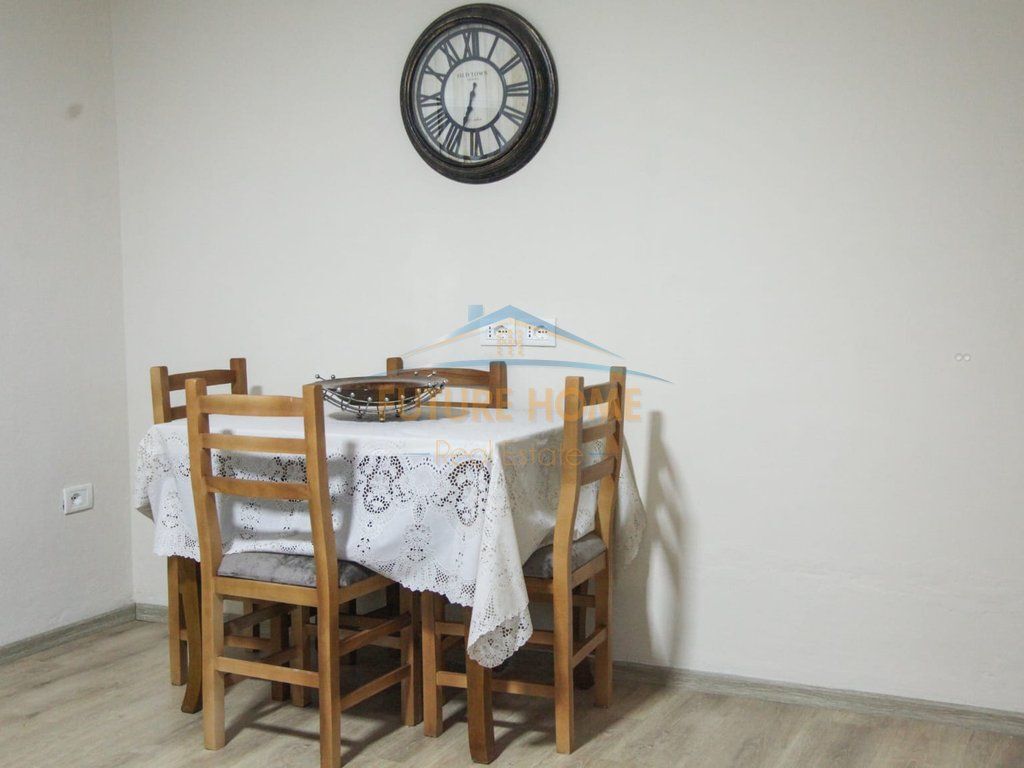 Qera , Apartament 2+1, Rruga Kongresi i Manastirit, Tirane.