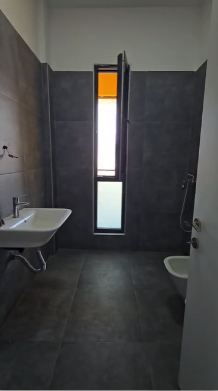 ✨Zyrë me qira – Kompleksi Square 21 ✨70 m²