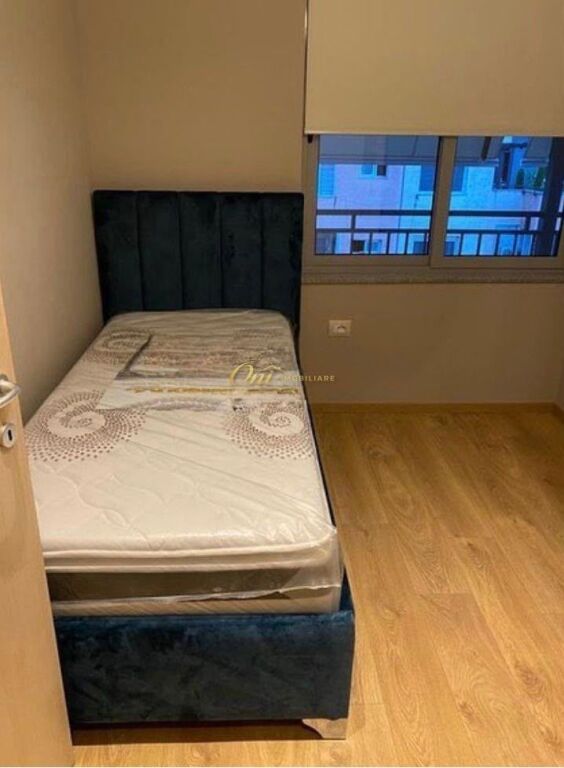 KOMUNA E PARISIT, APARTAMENT PER QERA 2+1