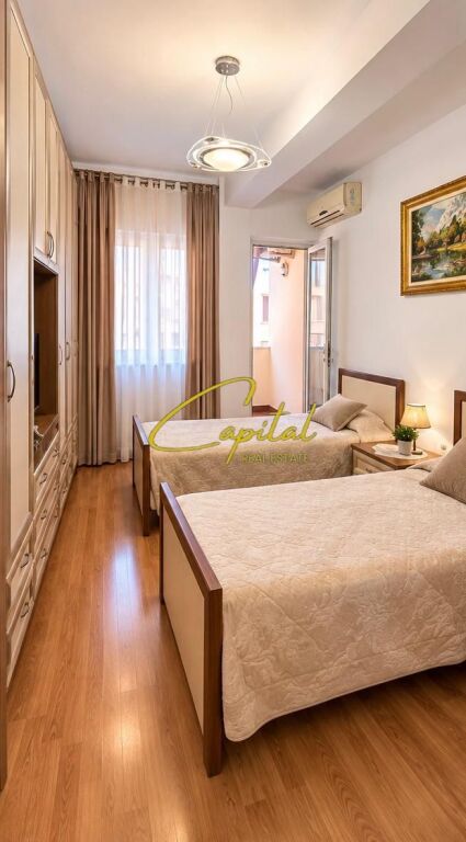 APPARTAMENTO IN AFFITTO 2+1 COMUNE DI PARIGI 800 EURO