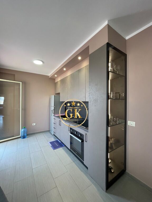 🏡 APARTAMENT ME QERA  2+1  PLAZH PRAN VIVAS HOTEL
