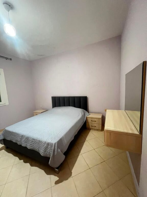 PRIVATE HOUSE FOR SALE IN THE CESMA E FERRES AREA, DURRES