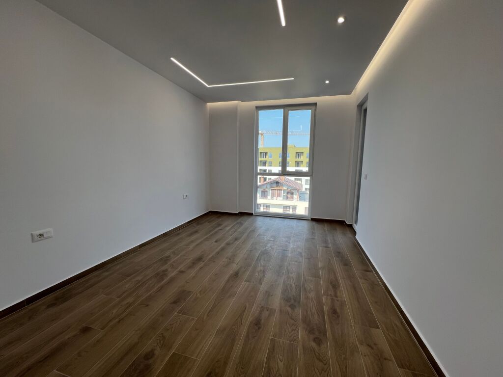 Shitet apartament 2+1 Rezidenca Albulena Paskuqan