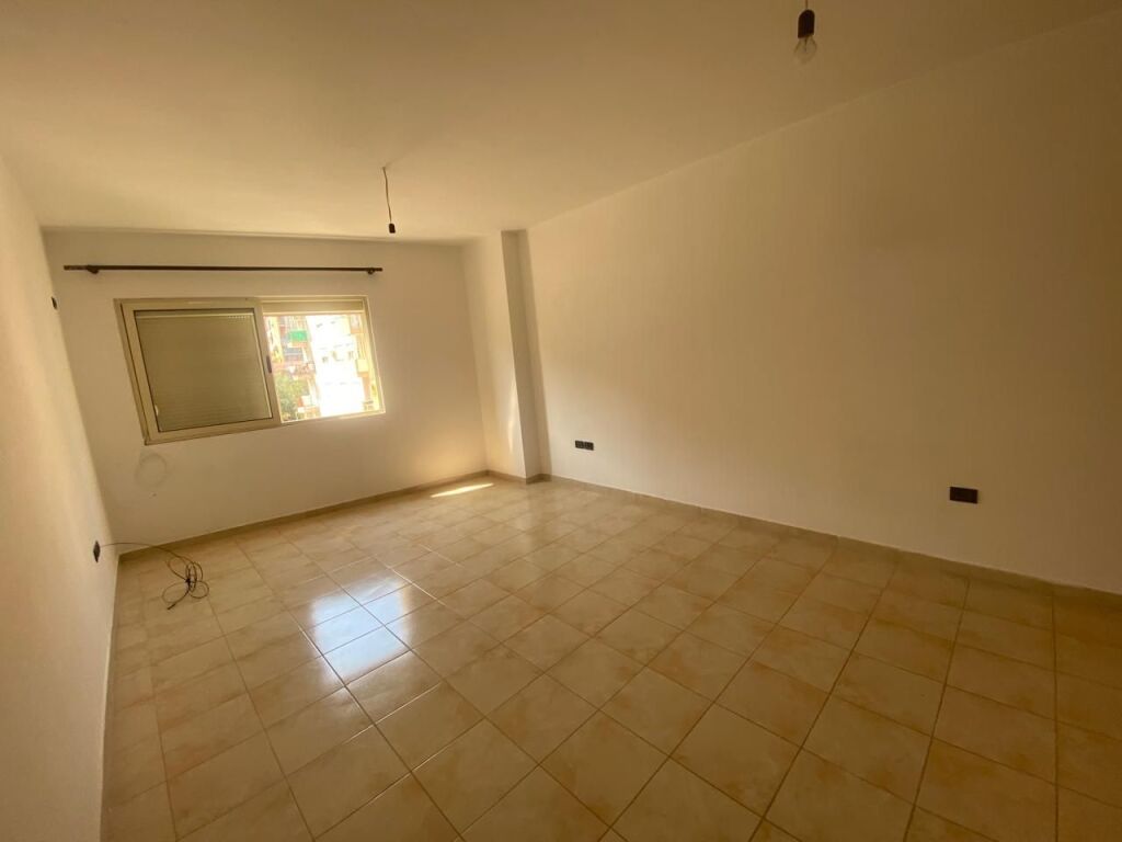 Apartment 2+1+2 for rent in Fresk is given .