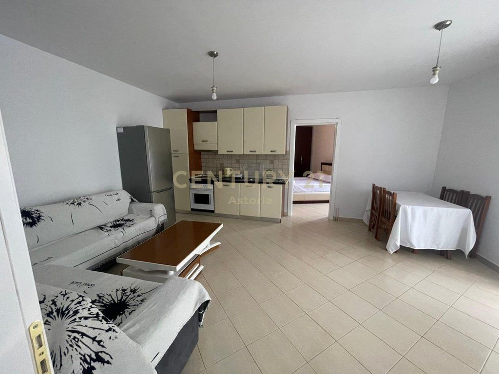 APPARTAMENTO 1+1 IN VENDITA, RISTORANTE FRESKU 110.000 €