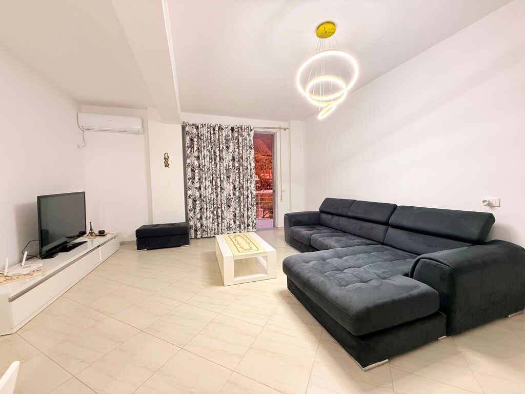 APARTMENT 2+1 FOR RENT – LUNGOMARE, VLORË