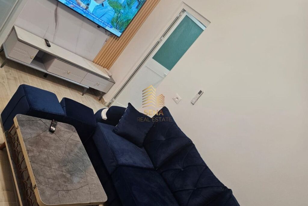 Rent, Private Entrance, 1+1+Parking, Laprake, 45,000 Leke/Month