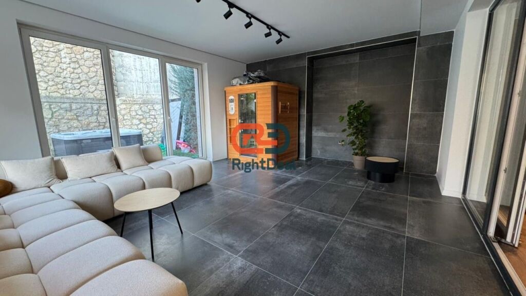 Tek Secret Garden 2, Shitet Super Apartament 2+1+2 Me Oborr!!