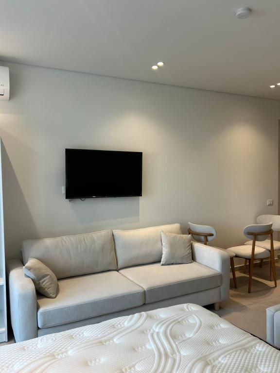 Shitet Apartament 2+1  SARANDE