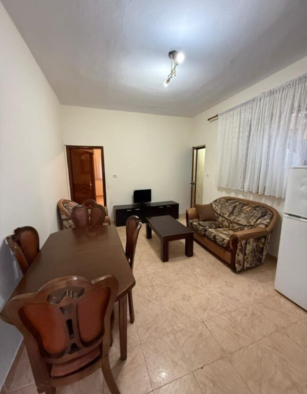 Appartamento 1+1+1 con Balcone in Affitto