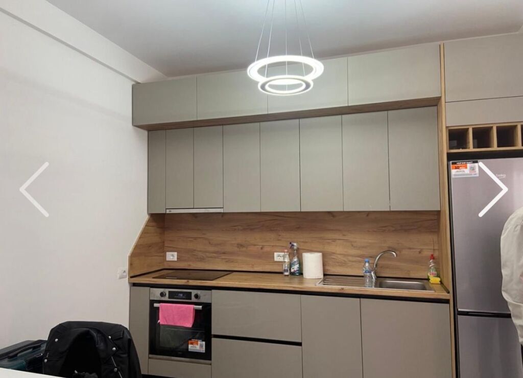 Apartament 2+1+2 Me Qera Te Amerikan 3  ID 5482