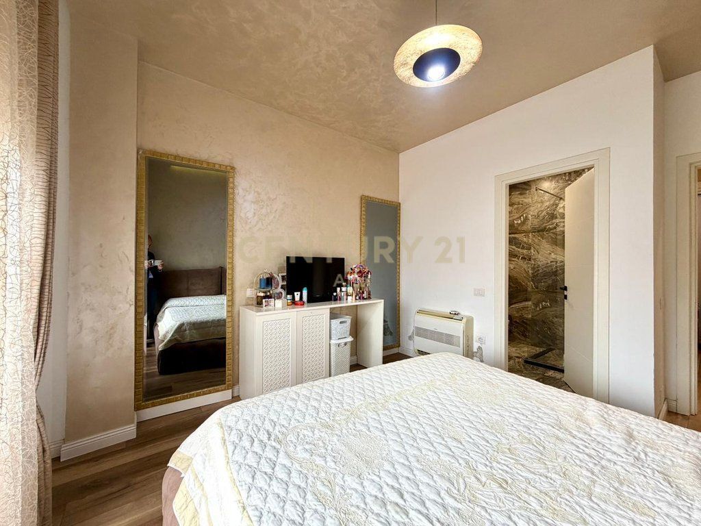 SHESIM, APARTAMENT PREMIUM 2+1+2 me POST PARKIMI, LIQENI I THATE‼️