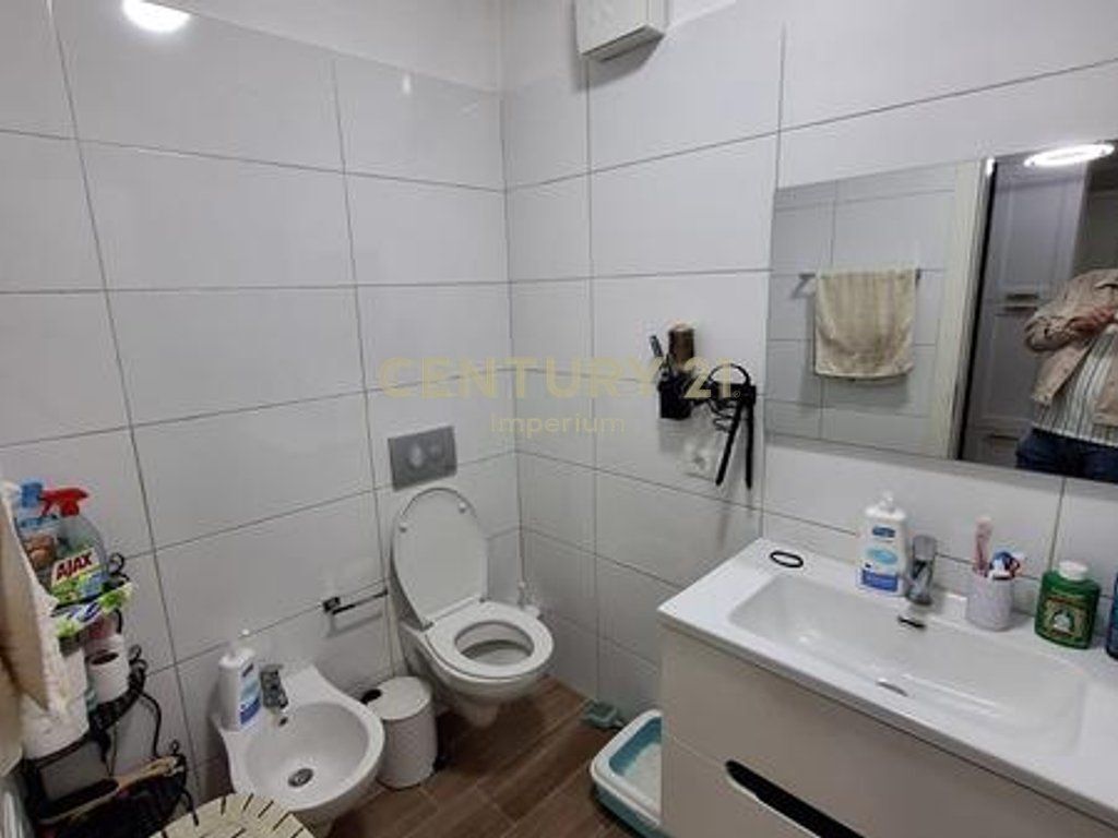 Apartament 1+1 për shitje në Yzberish