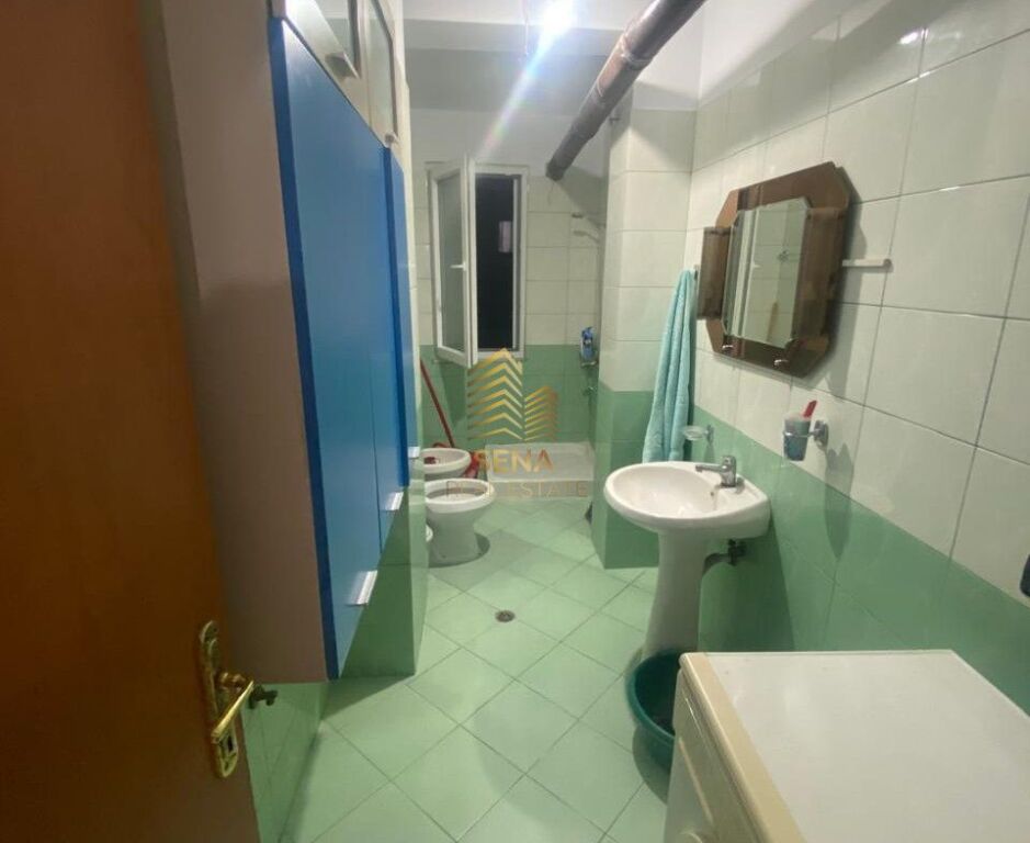 Affitto, Appartamento 2+1+Blk, Yzberisht-Pallatet Cabej, 50.000 Leke/Mese