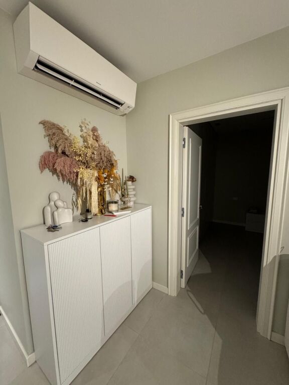Shitet Apartament 2+1