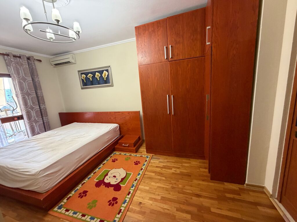 2+1, rrug e barrikadave, 800 mila leke