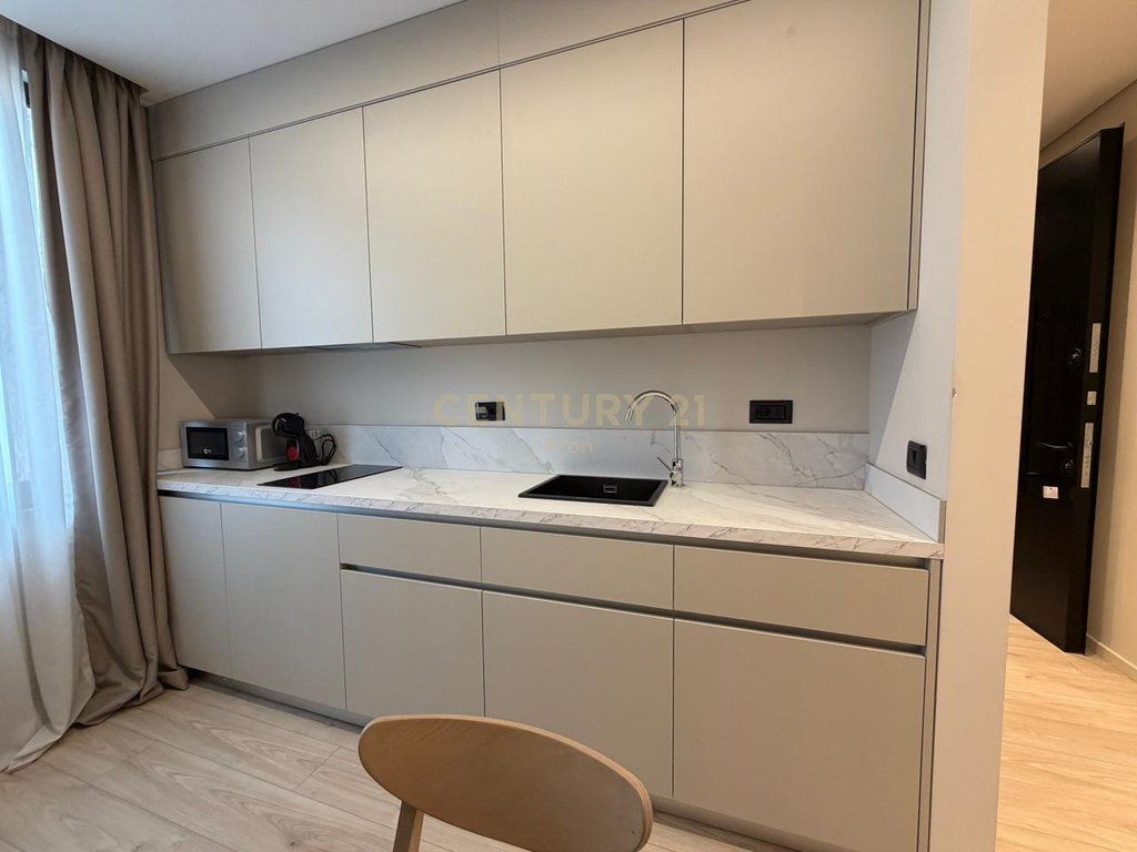 SHITEN 3 APARTAMENTE – INVESTIM IDEAL NË ZEMËR TË TIRANËS 400,000 €