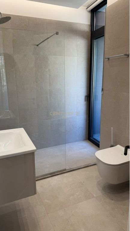 Apartament luksoz 2+1+2+Garazh per qira tek White Hill Residence!
