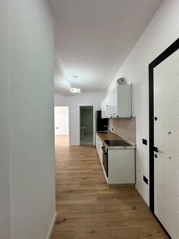 Apartament me qera 2+1