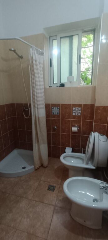 Appartamento 3+1 in Affitto in Via delle Barricate, Vicino alla Scuola Lidhja e Prizrenit  ID 5483
