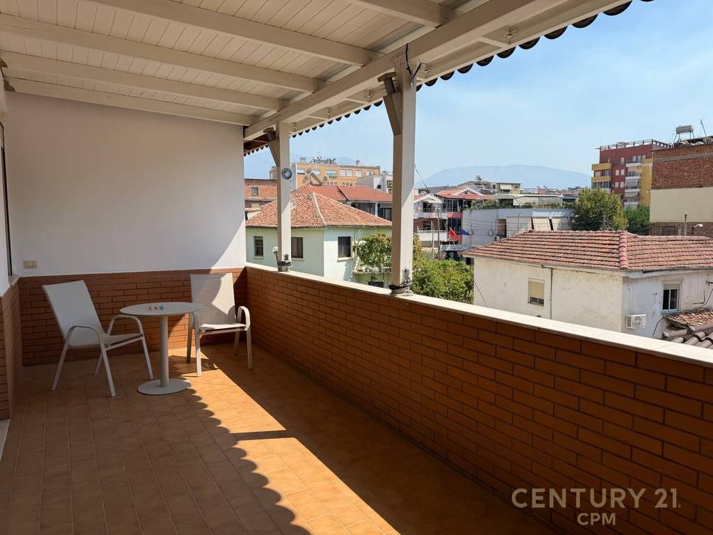 🏠 JEPET ME QIRA 2+1 ME PARKIM – RRUGA E ELBASANIT