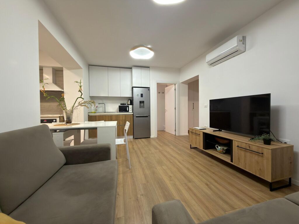 Jepet me qira apartament 3+1+2