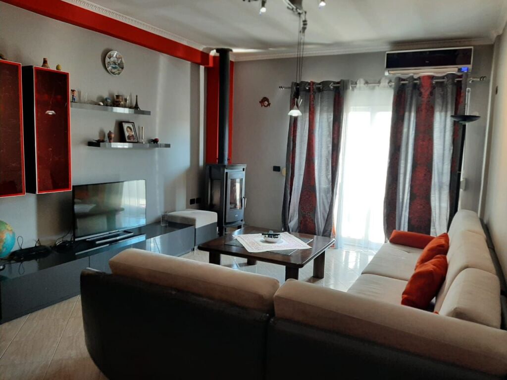 Apartment for rent 550astir