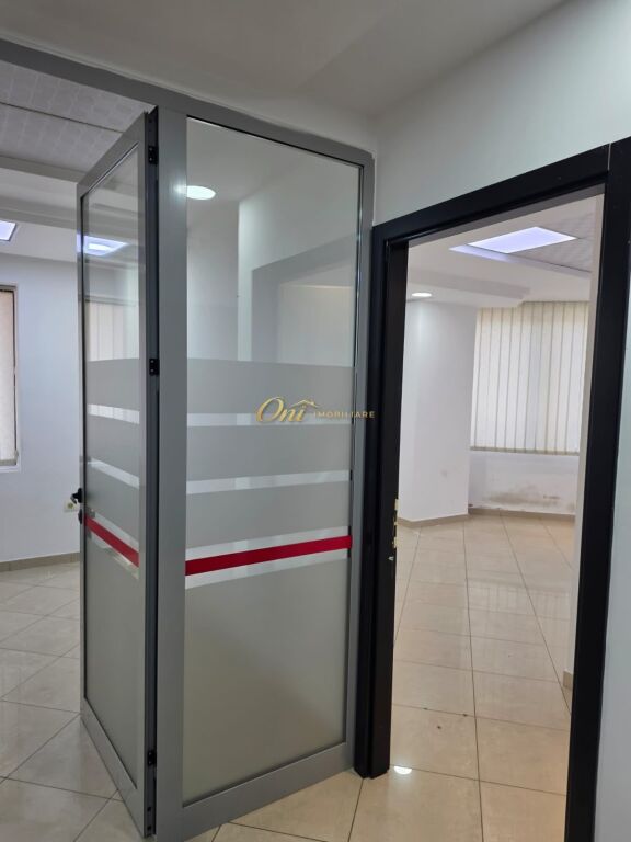 TWIN TOWERS, OFFICE SPACE FOR RENT