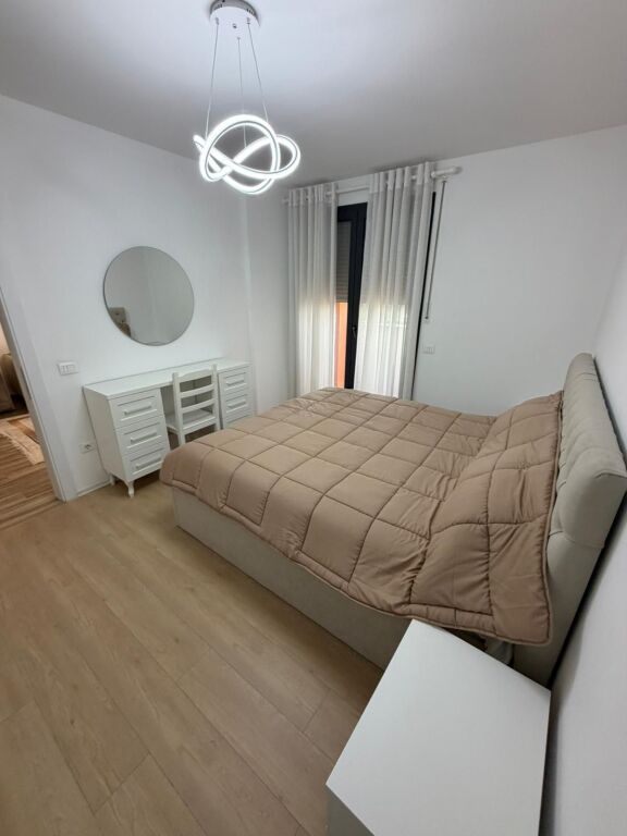 Apatament 1+1 me Qera Prane Farmaci-se 10 ne Tirane ID 5474