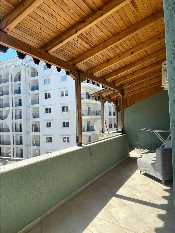 Appartamento 2+1 in Vendita a Golem, Vicino al Mare !