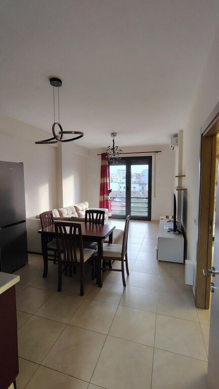 APARTAMENT ME QERA 1+1 PAZARI I RI 60.000 LEKE FH-91672