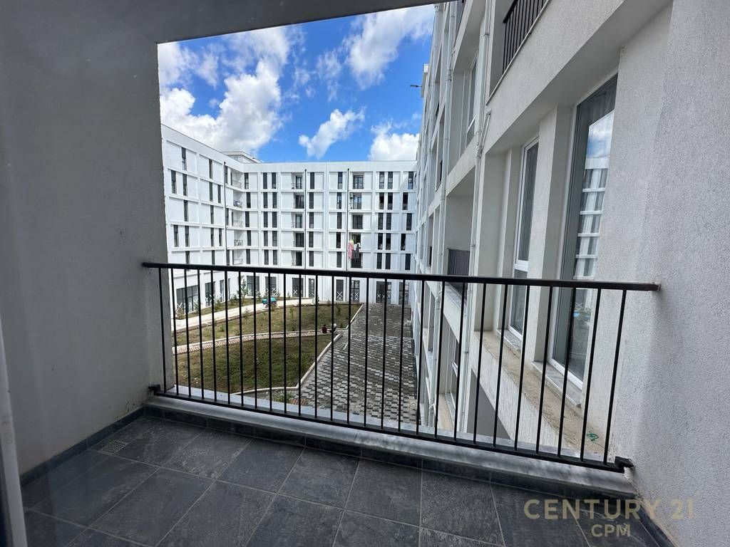 Apartament 3+1 Me Qira Rruga 5 Maji
