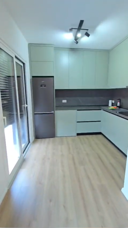 🌇Appartamento moderno in affitto – Scuola Rossa ✨