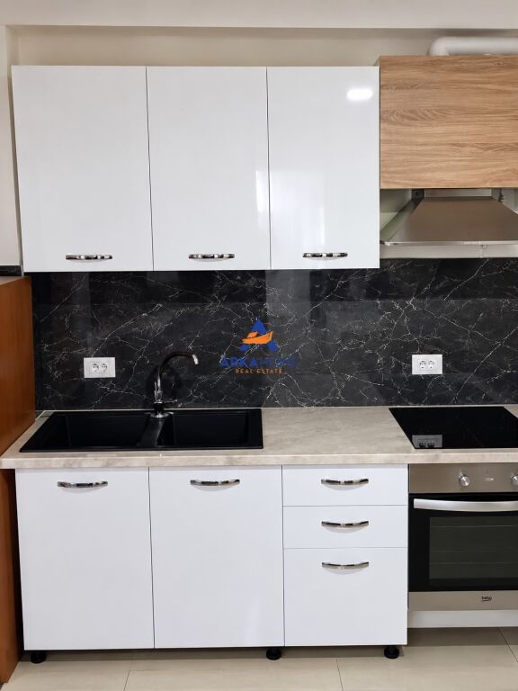 JEPET APARTMENT ME QERA 1+1+BALLKON "SELITE, RRUGA HAMDI HOXHA" 40.000 LEKE
